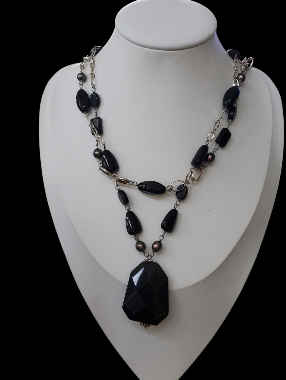 Coldwater Creek Black Stone Pendant Necklace